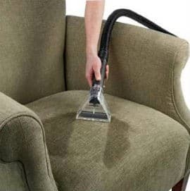 Limpeza de cadeira e poltrona
